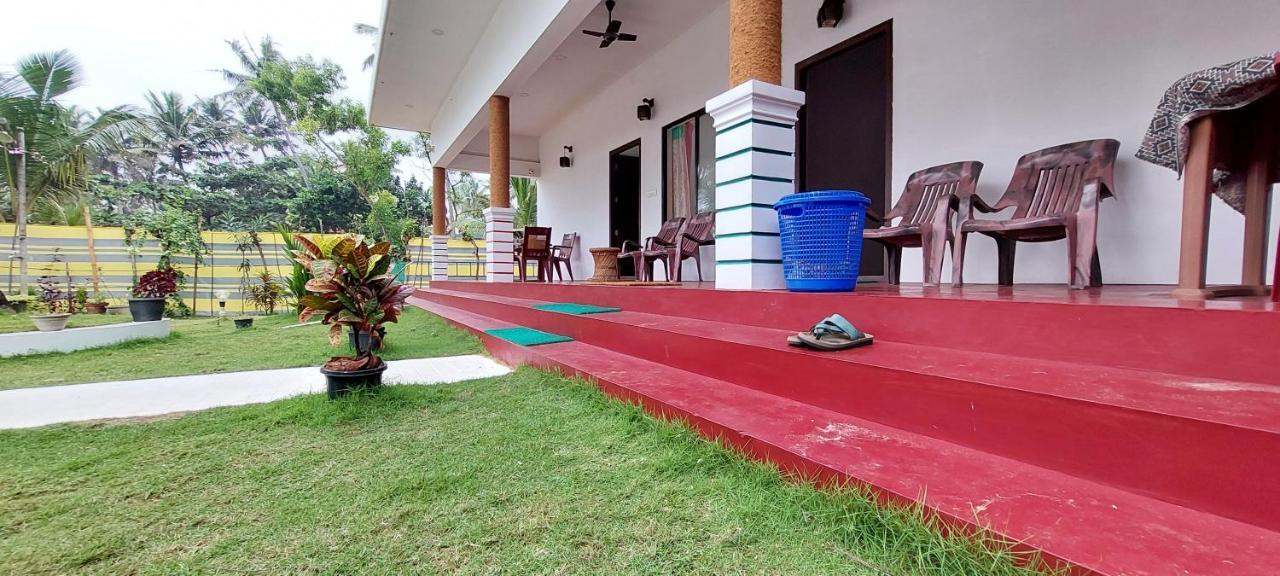 Marari Phoenix Beach Homestay Mararikulam Exterior foto