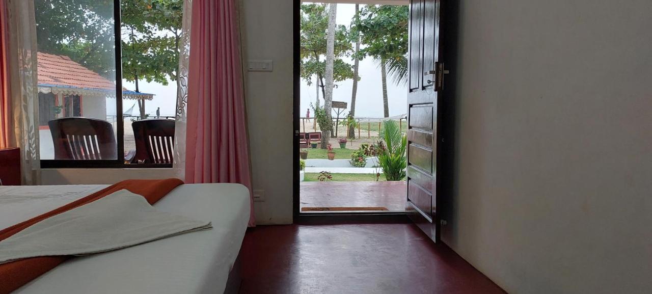 Marari Phoenix Beach Homestay Mararikulam Exterior foto