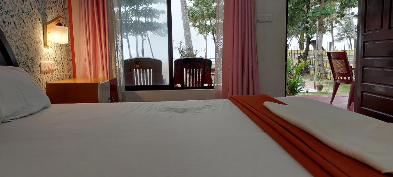 Marari Phoenix Beach Homestay Mararikulam Exterior foto