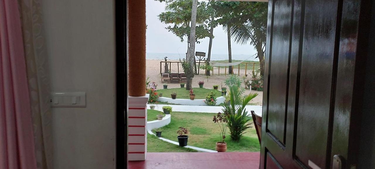 Marari Phoenix Beach Homestay Mararikulam Exterior foto