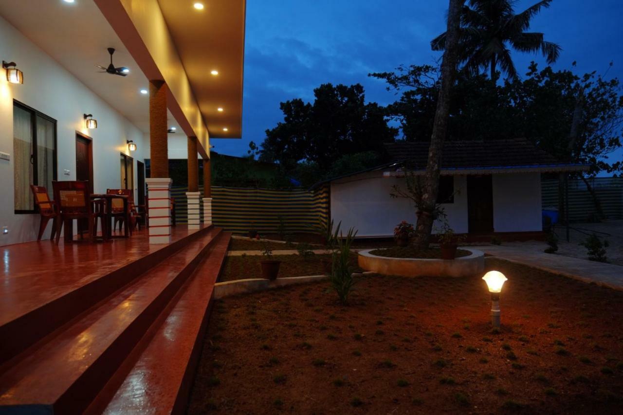 Marari Phoenix Beach Homestay Mararikulam Exterior foto