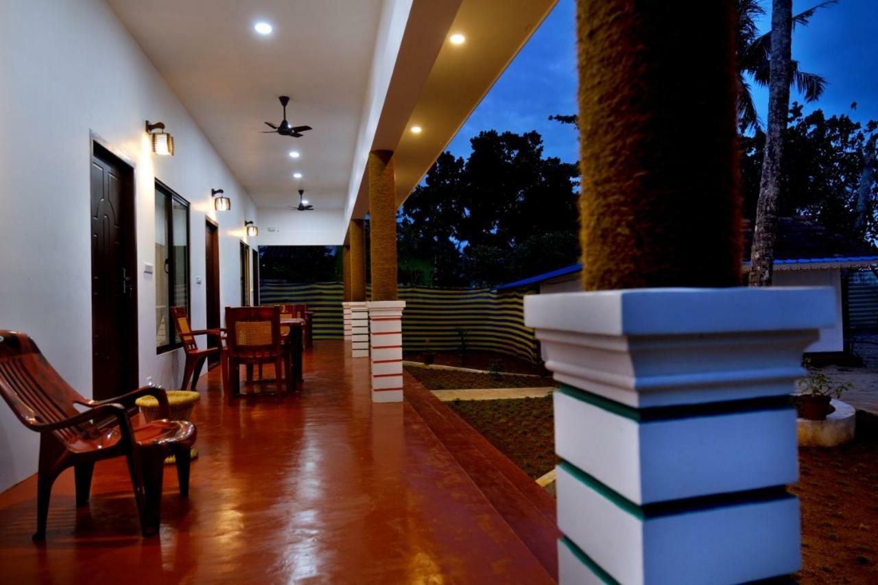 Marari Phoenix Beach Homestay Mararikulam Exterior foto